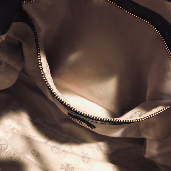 Tory Burch Flat HOBO black pebbled - Picture 8 of 8